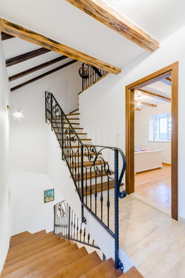 Holiday Home Rustic Kraljici Экстерьер фото
