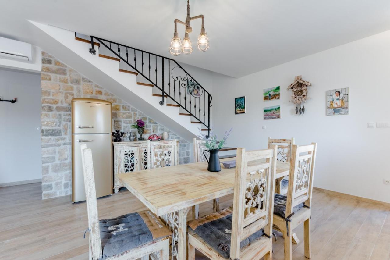 Holiday Home Rustic Kraljici Экстерьер фото